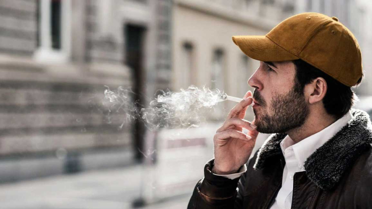 quitting smoking helps reduce chronic pain